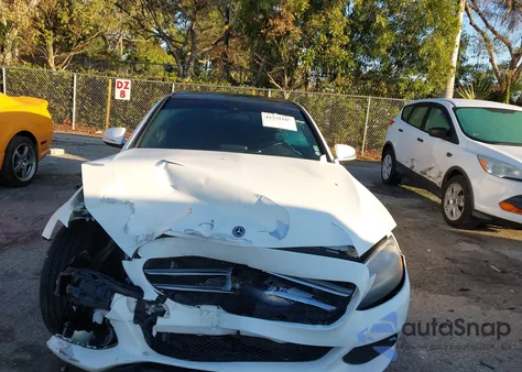 2018 Mercedes-Benz C 300 from USA, damaged, VIN WDDWF4JB1JR420840